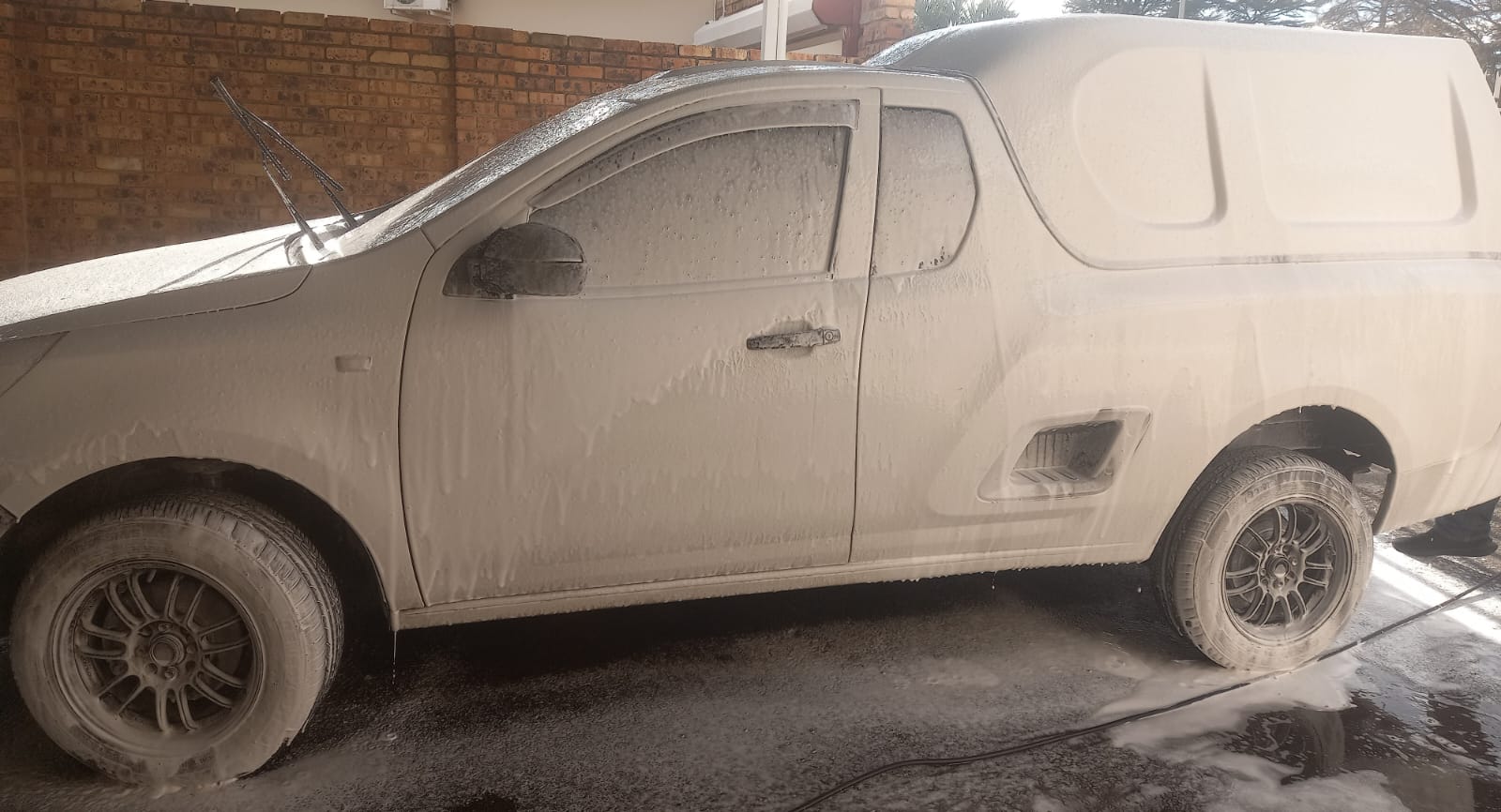 Mobile Vehicle Cleaning