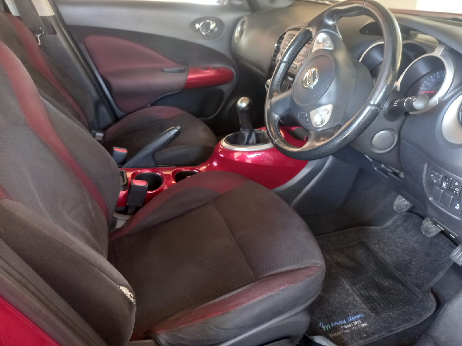 Interior Vehicle Cleaning